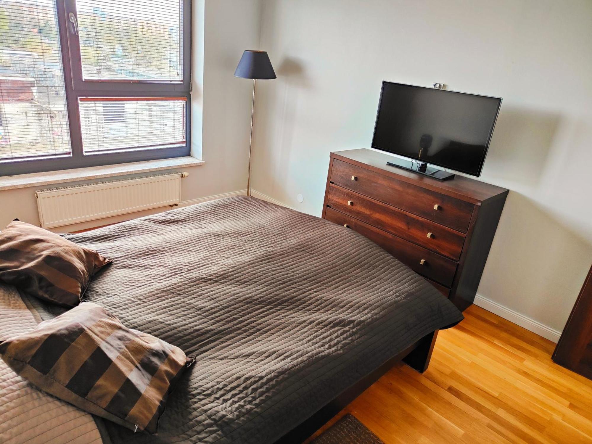 Apartment Wola Park Apartament - Klimatyzacja, Metro Ulrychow, Garaz-gratis Warsaw