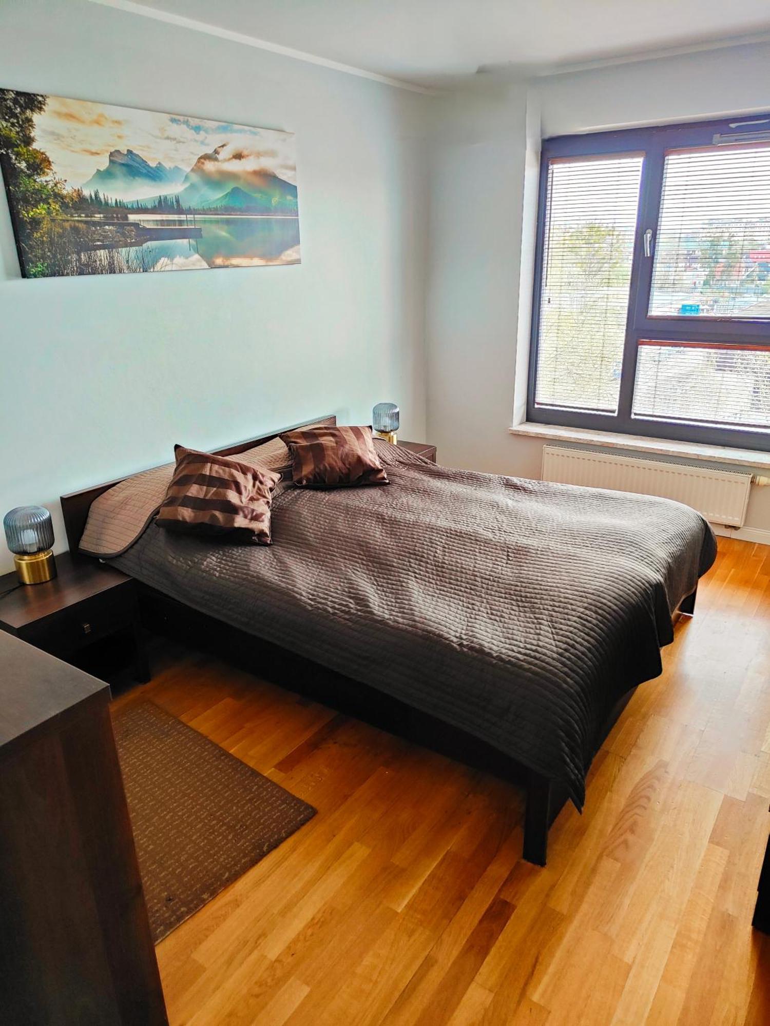 Wola Park Apartament - Klimatyzacja, Metro Ulrychow, Garaz-gratis Warsaw